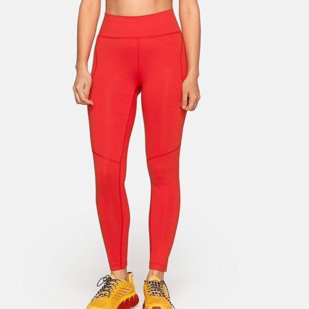 Outdoor Voices TechSweat Leggings in Scarlet